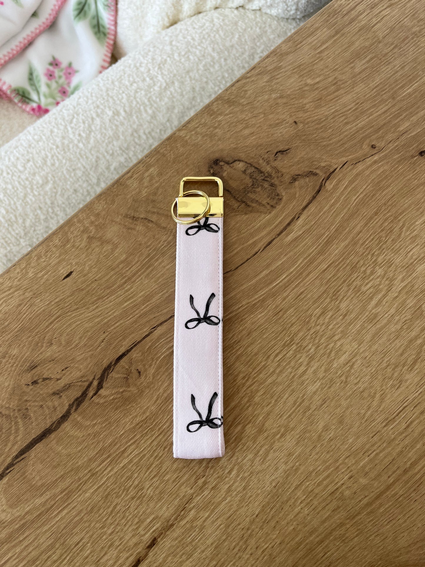 Porte-clés | Bracelet | Rose et boucles noires