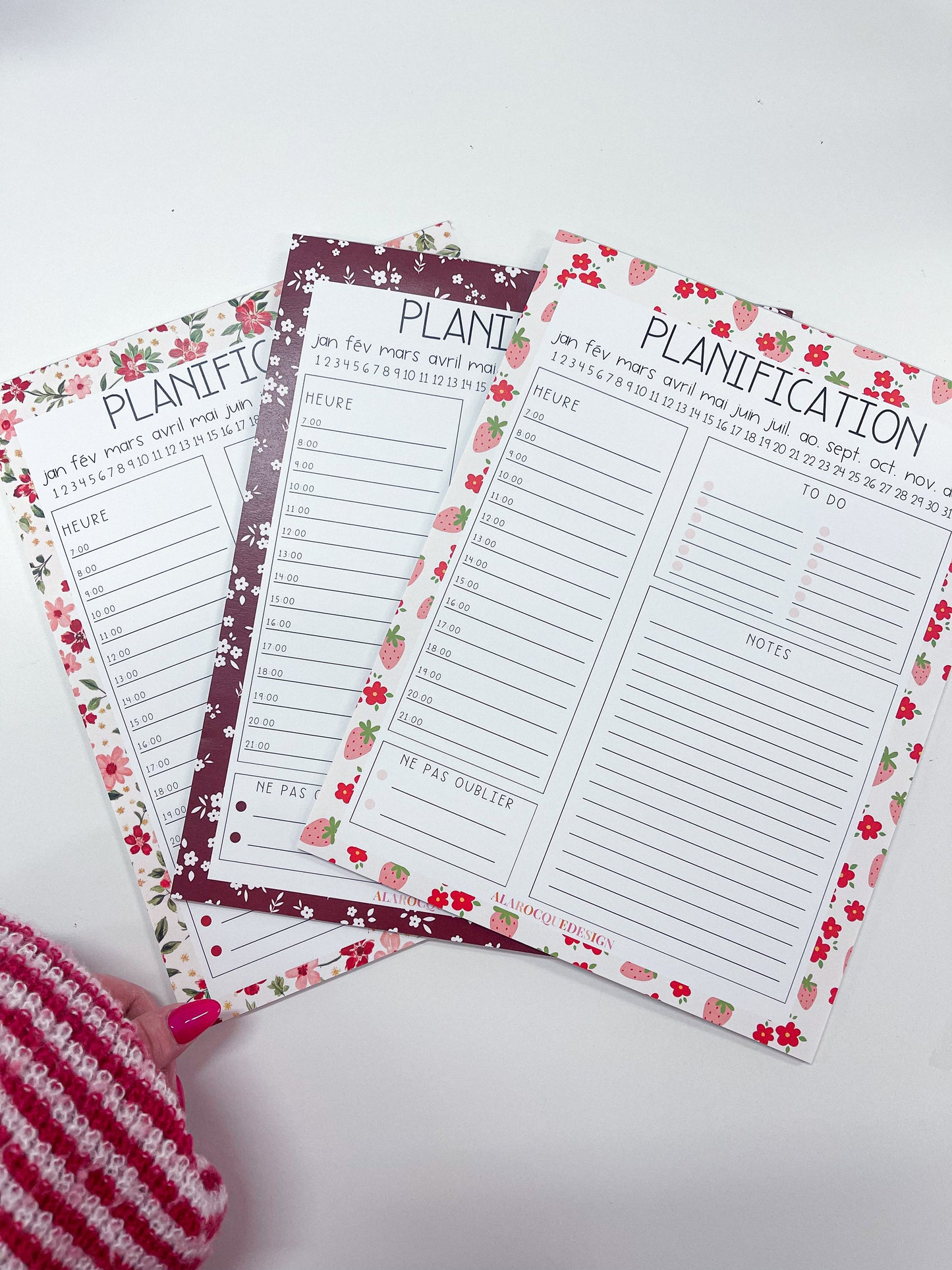 Planificateur journalier | Rouge et fleurs blanches