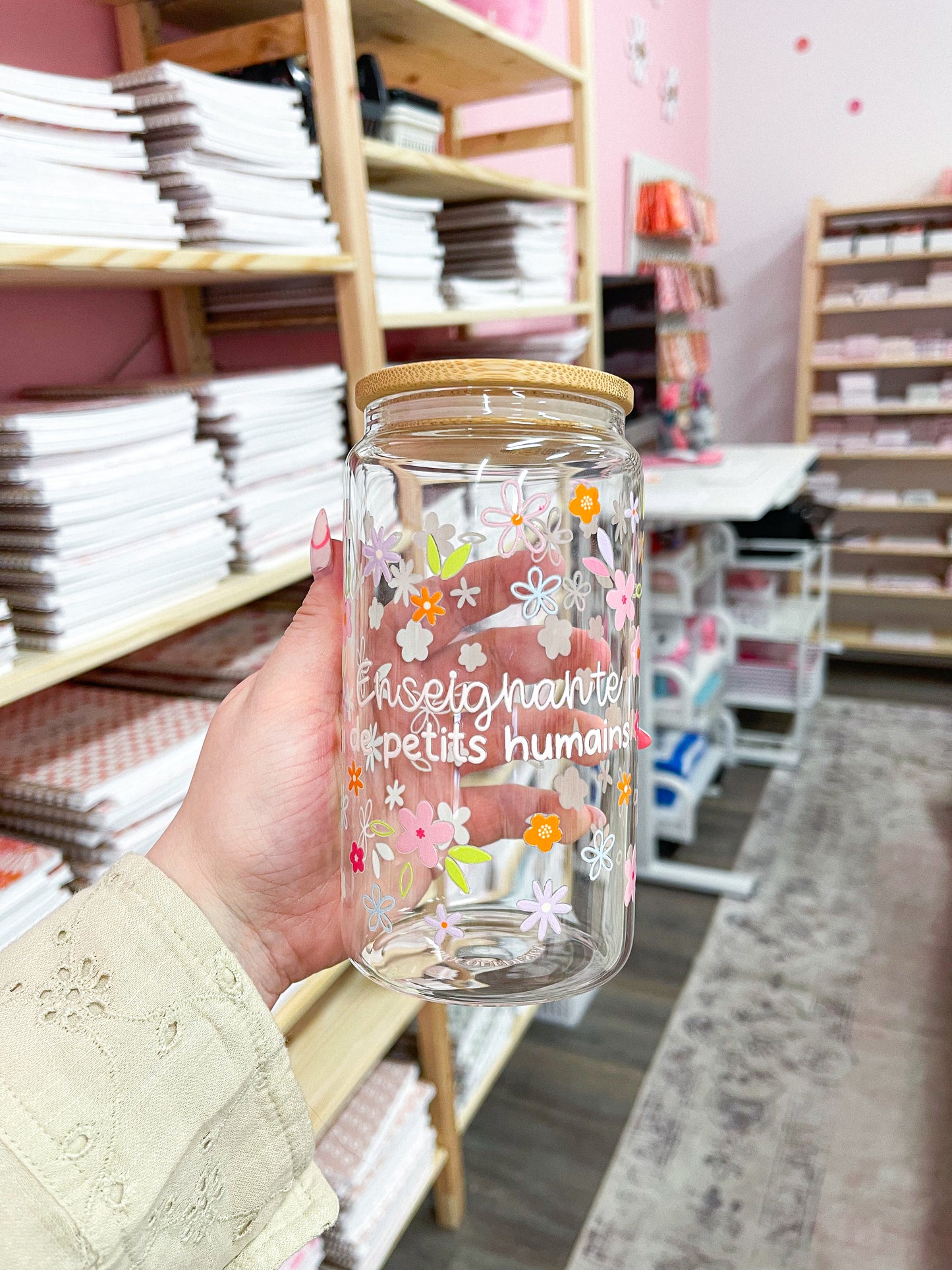 Verre 16 oz | Floral | Enseignante de petits humains