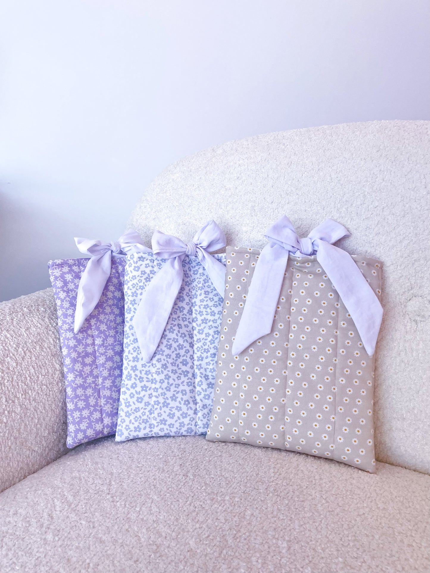 Pochette à livre ou liseuse | Fleurs bleues