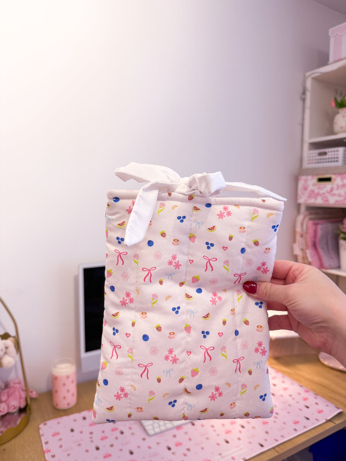 Pochette à livre ou liseuse | Fruits et coquette