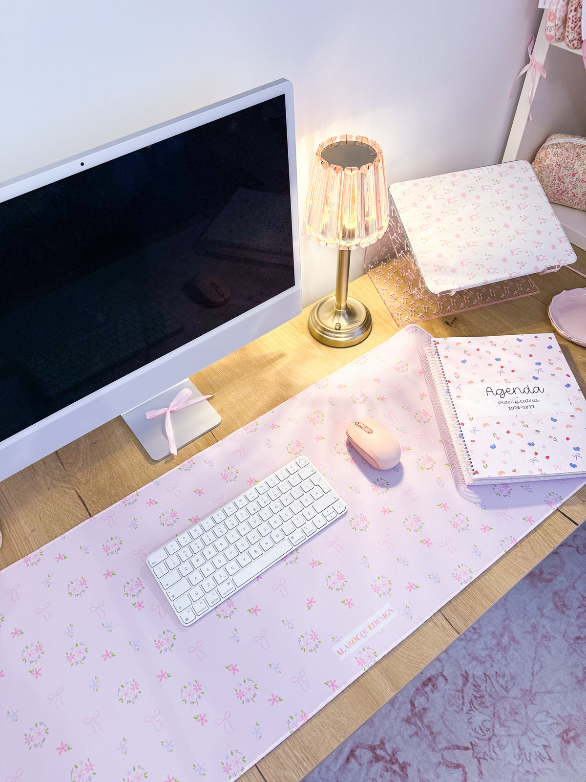 Tapis de bureau | Fleurs et boucles
