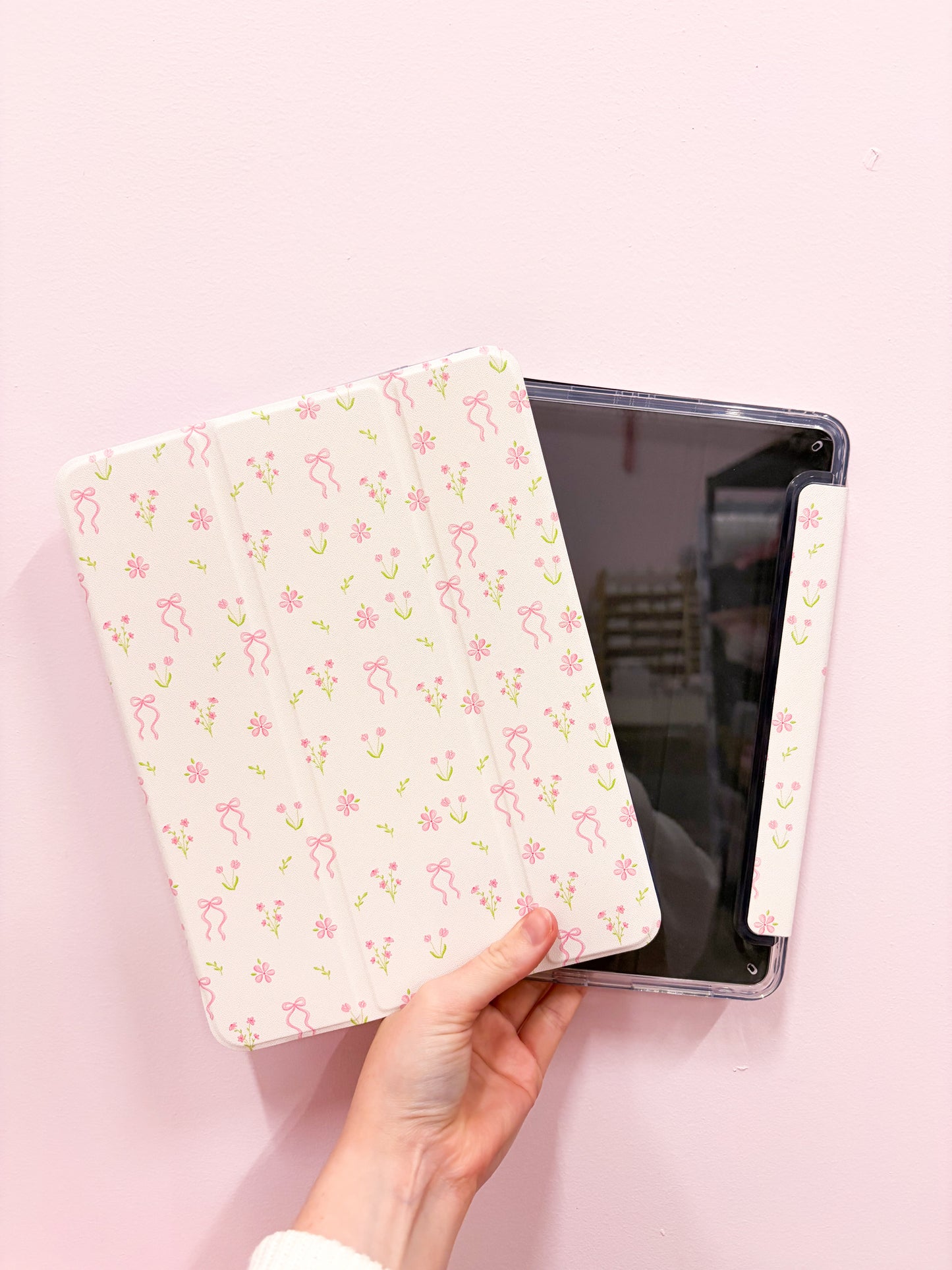 Étui à iPad | Air ou Pro 11'' et 13'' | Bouquets de fleurs et boucles
