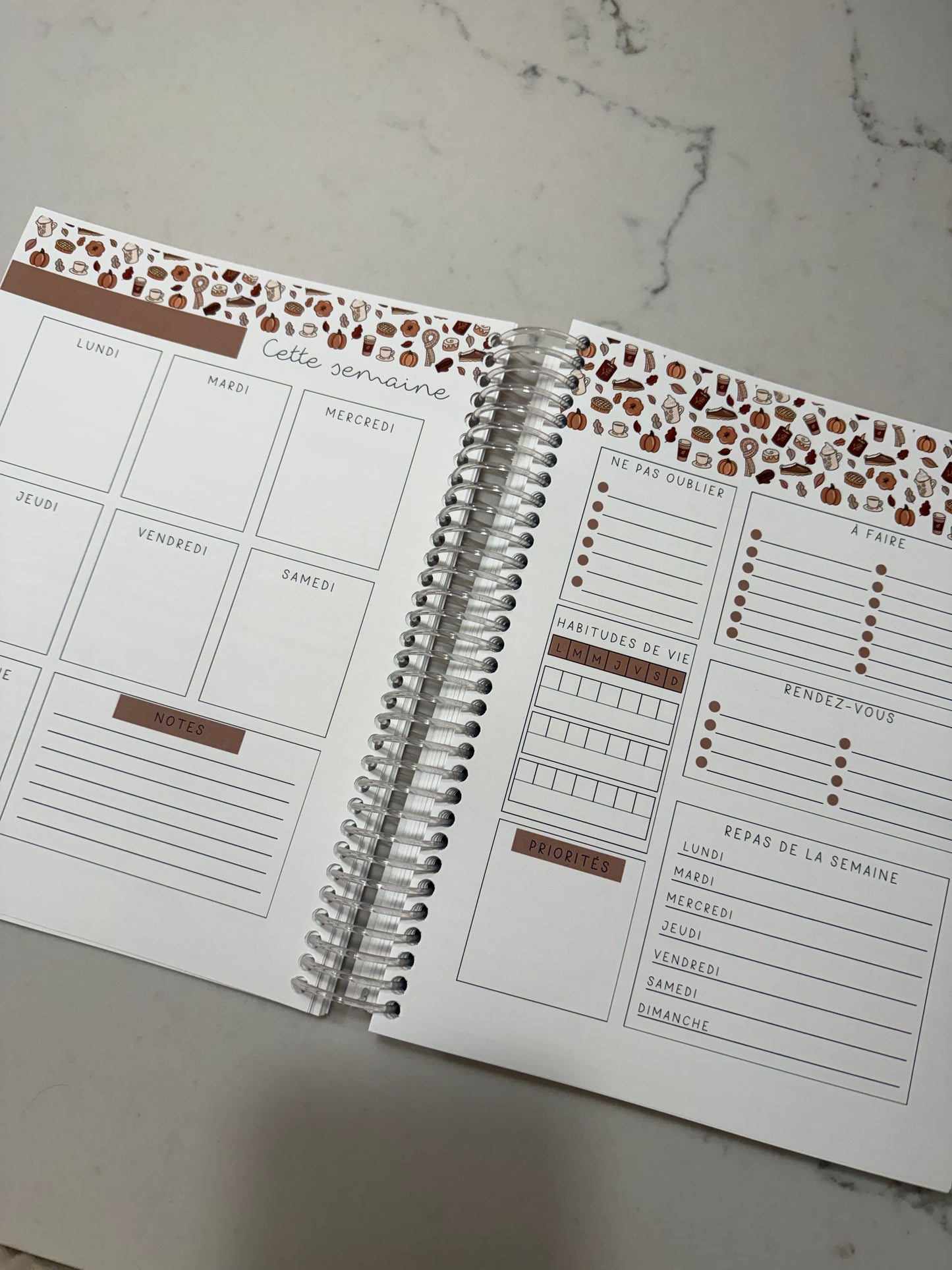 Imparfait | Agenda planificateur | 2025-2026 | Bouquets de fleurs et boucles