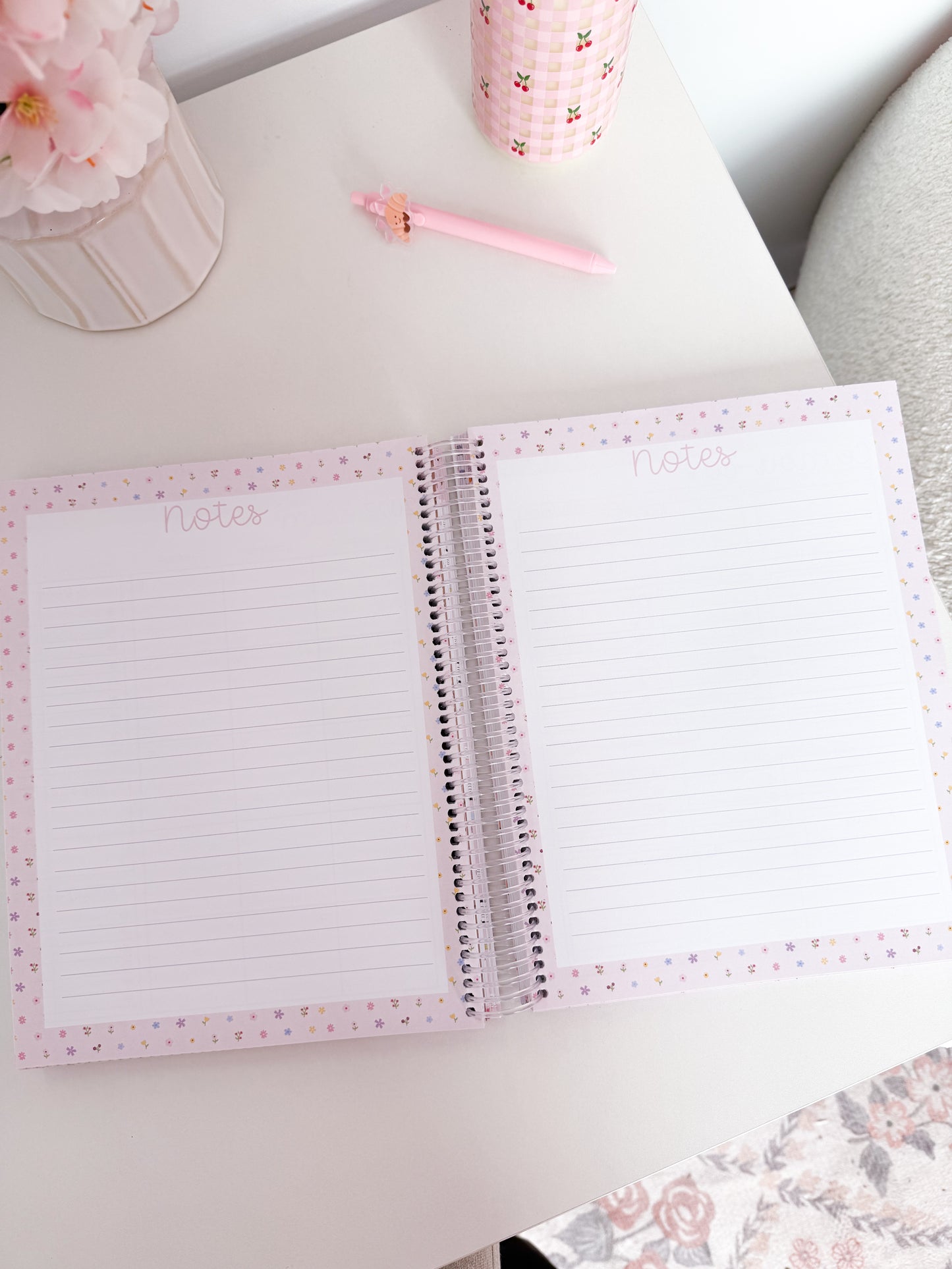 Agenda planificateur | Daté | 2026-2027 | Bouquet de fleurs et boucles