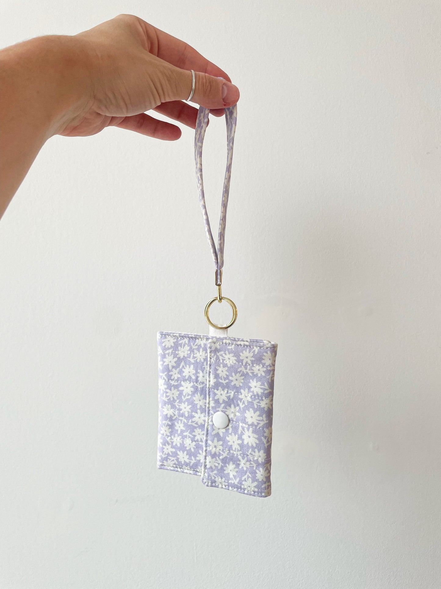 Porte-clés et porte-monnaie | Mauve | Petites fleurs blanches