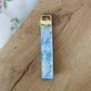Porte-clés | Bracelet | Fleurs bleues, roses et blanches