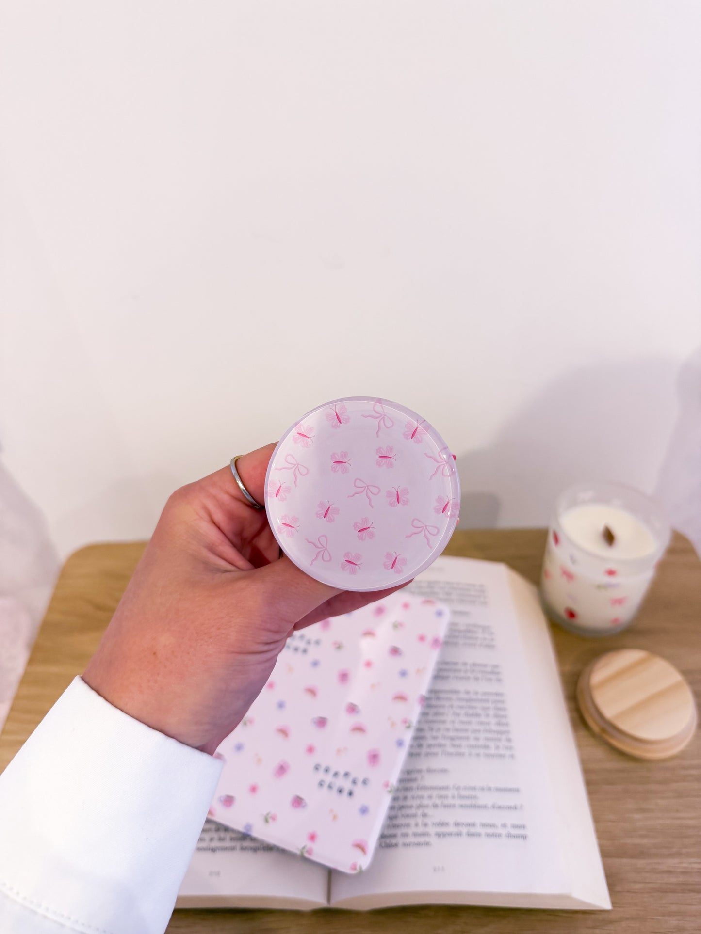 Poignée à téléphone ou liseuse | Magnétique | Papillon et boucles