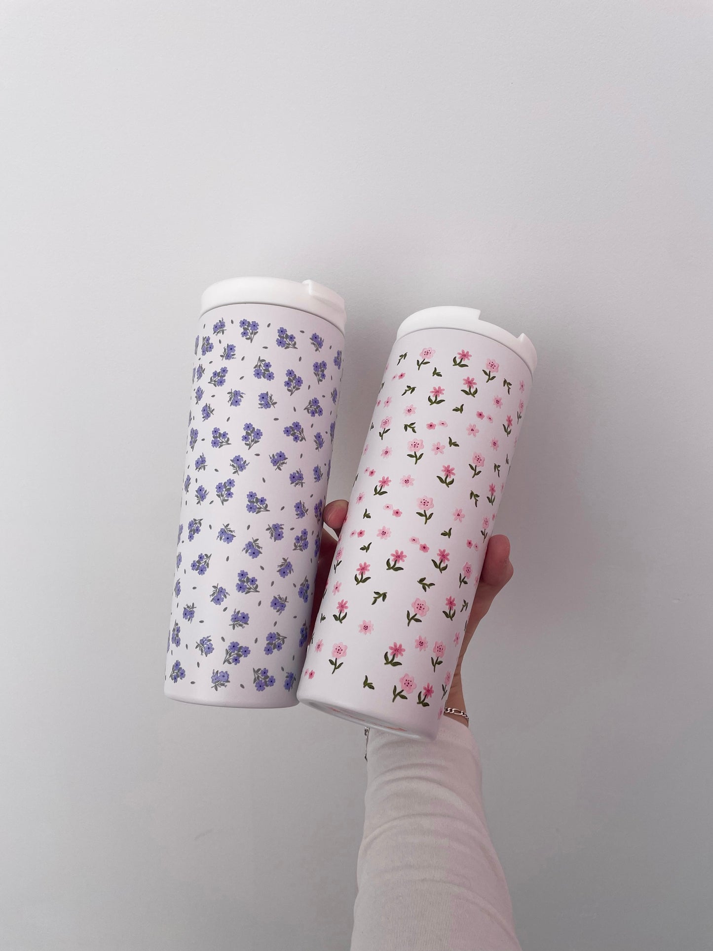Bouteille isotherme 24 oz | Blanche | Bouquets de fleurs mauves