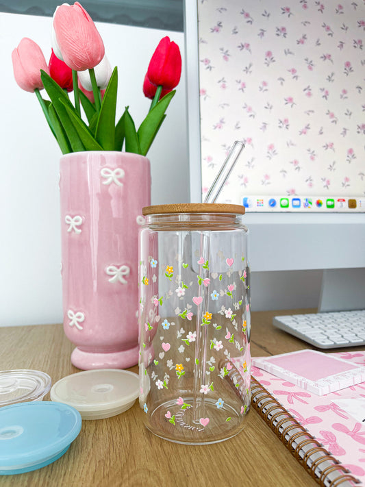 Verre 16 oz | Printemps | Fleurs printanières et cœurs