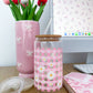 Verre 16 oz | Printemps | Carreauté rose et marguerites