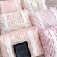 Coussin de lecture | Fleurs roses et oranges