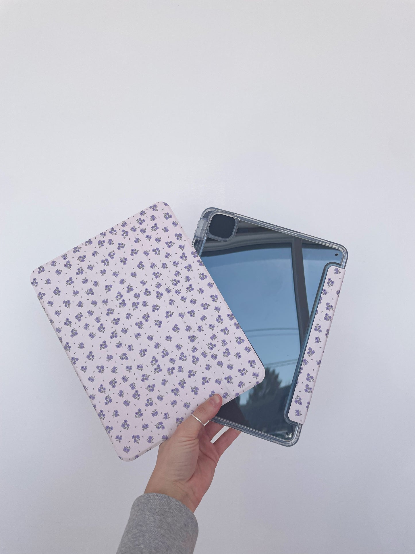 Étui à iPad | Air 11'' et 13'' | Bouquets de fleurs mauves
