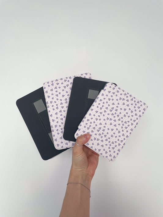 Étui à liseuse Kindle 6'' et 7''  | Bouquets de fleurs mauves
