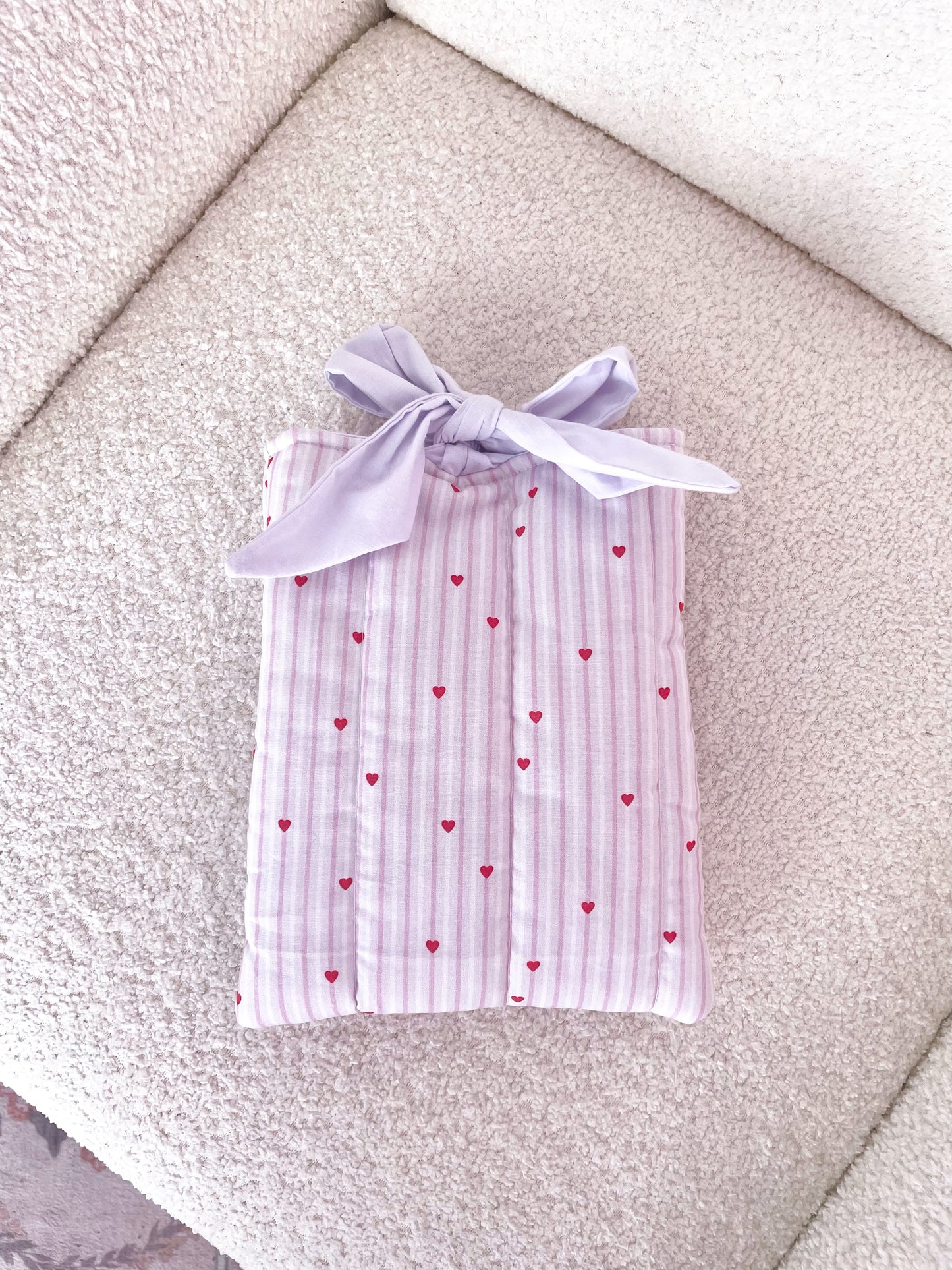 Pochette à livre ou liseuse | Lignes et coeurs