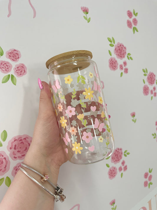 Verre 16 oz | Été | Papillons et fleurs jaunes et roses