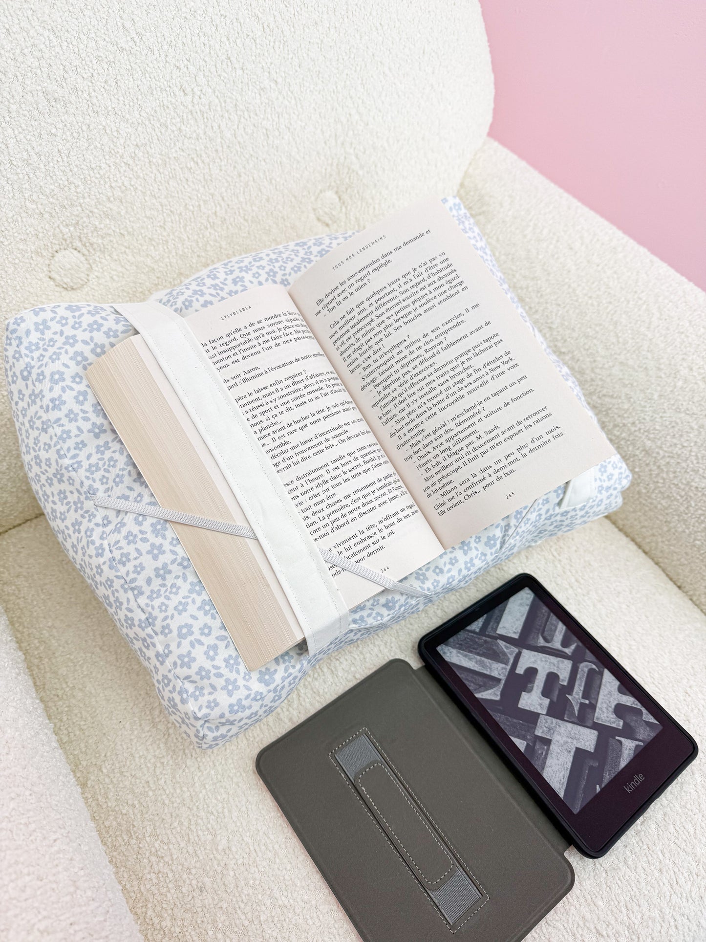 Coussin de lecture | Fleurs bleues