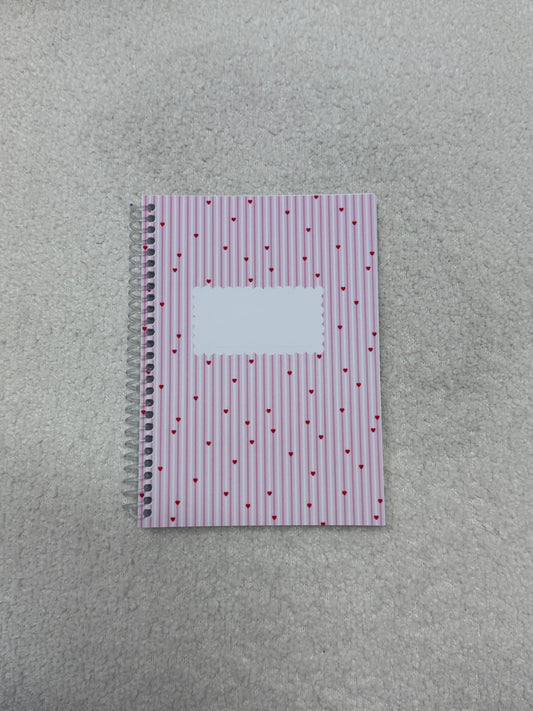 Mini cahier de notes | Lignes et coeurs
