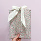 Pochette à livre ou liseuse | Fleurs roses et feuilles