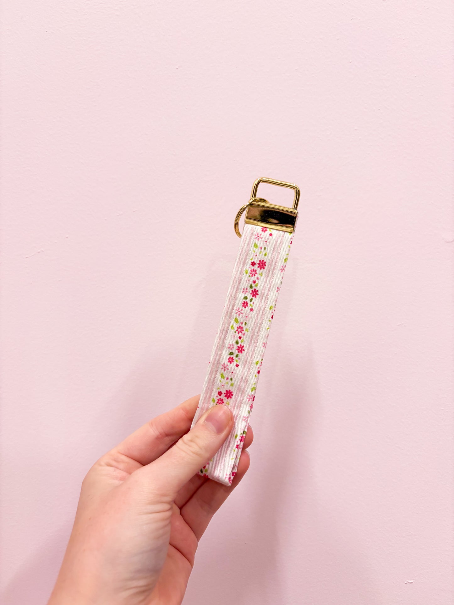 Porte-clés | Bracelet | Lignes roses et fleurs