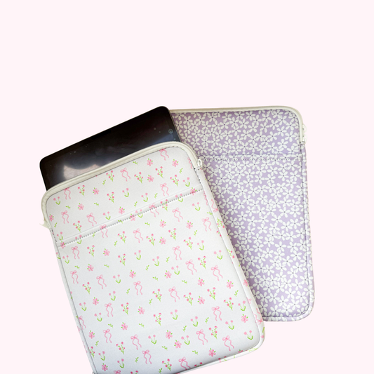 Pochette à tablette | 11 à 15'' | Mauve ou Bouquets de fleurs et boucles
